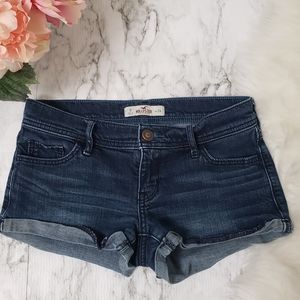 💕 Hollister Jean Shorts with cuffed Hem Size 0